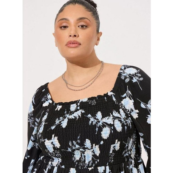 Torrid Rayon Slub Smocked Bodice Long Sleeve Crop Blouse (Size 6X) - Picture 2 of 6